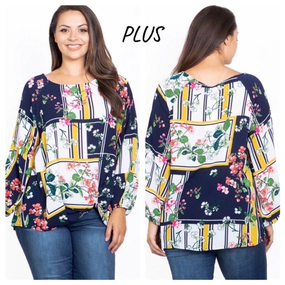 🆕️Women’s colorful long sleeve top.